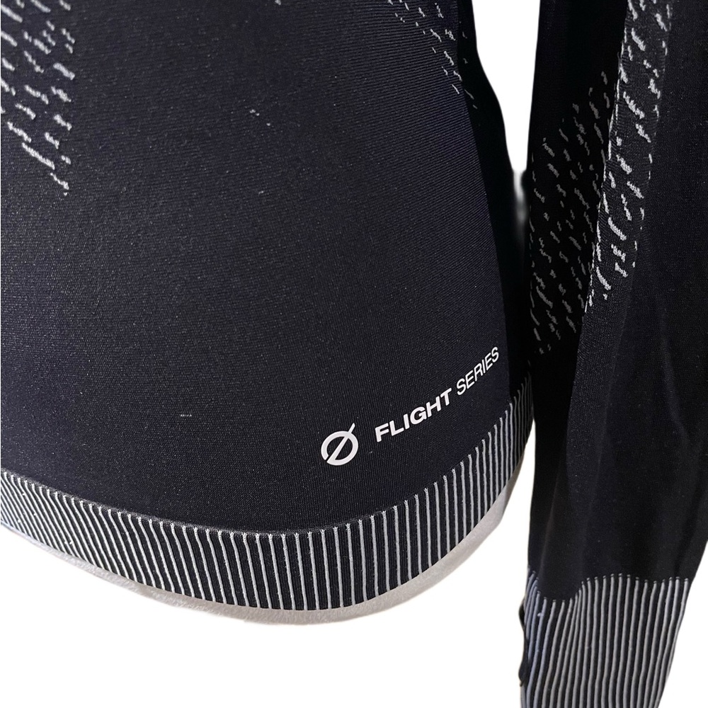 The North Face Long Sleeve Graphic Shirt - Picture 4 of 9